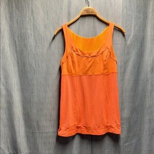 Lululemon Orange Sleeveless Tank Top size 8